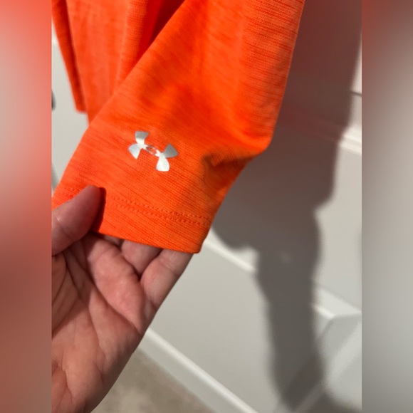 Under Armour Heat Gear Tank top size M - Picture 2 of 4